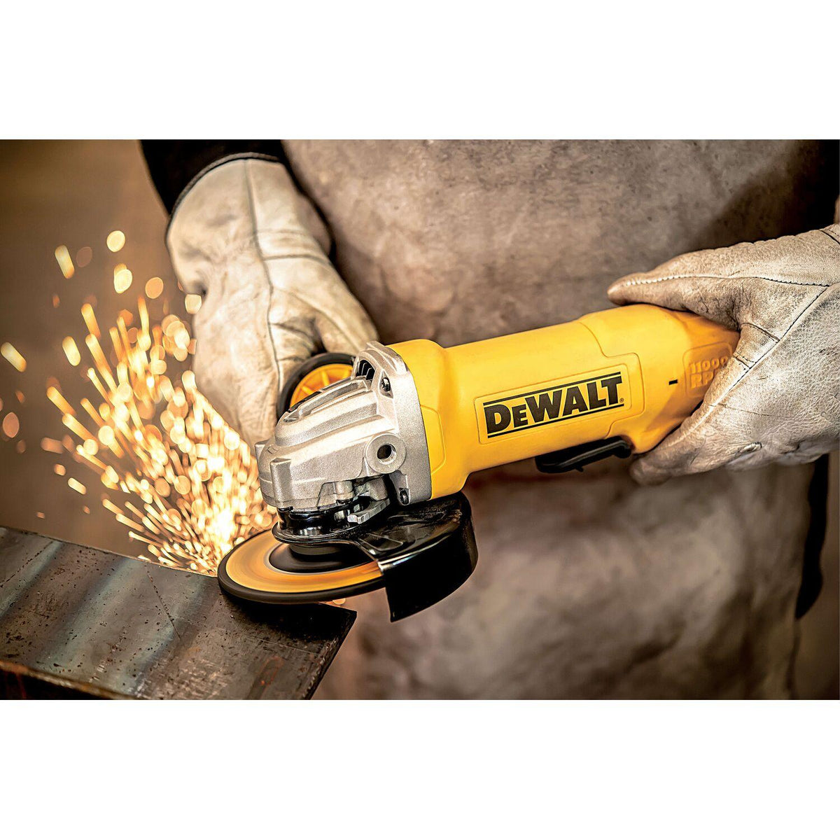 Esmeril angular 4-1/2'' y 5'' 1.200W - DeWALT - Herram.cl