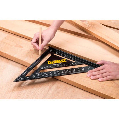Escuadra Rápida Métrica 30cm - DeWALT - Herram.cl