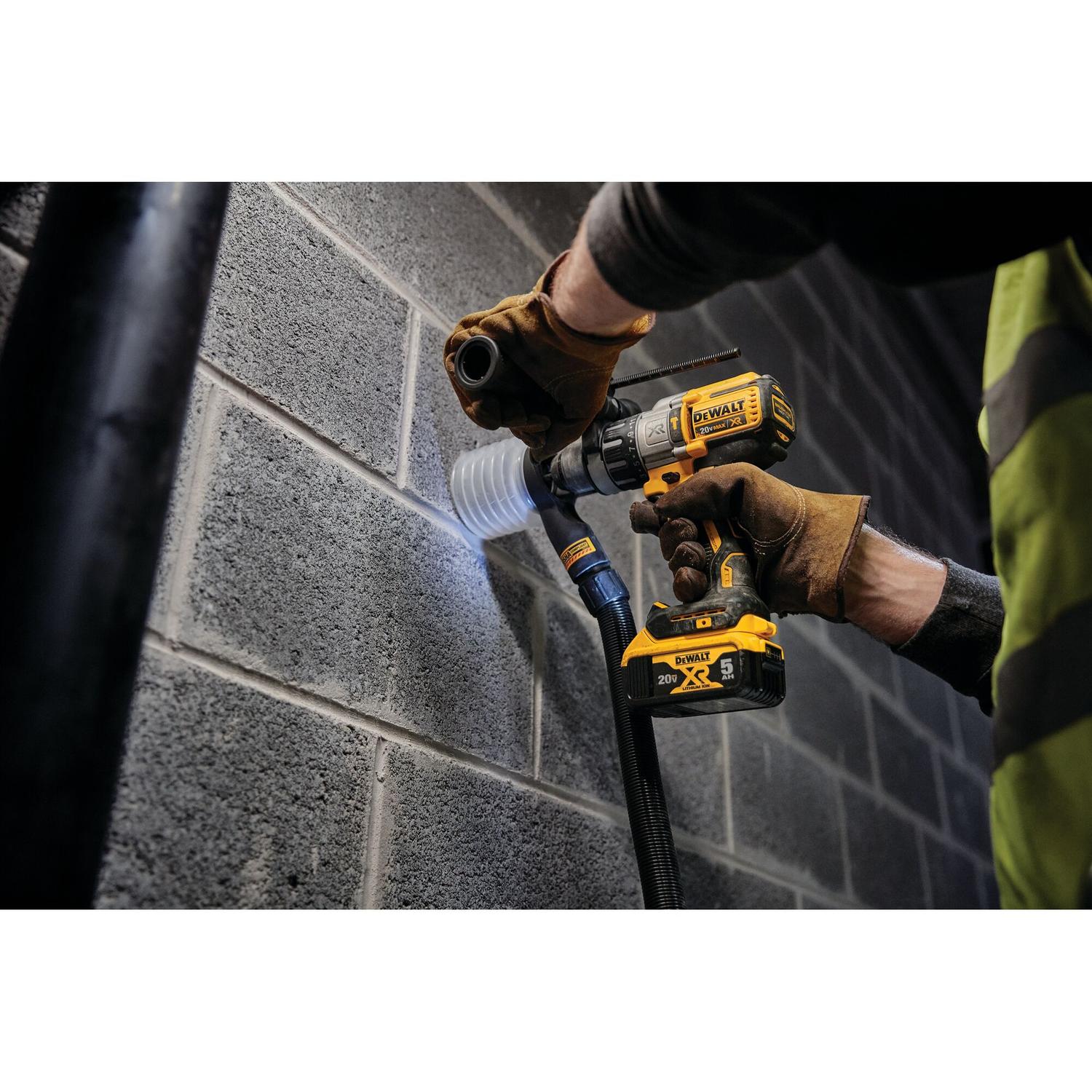Kit Taladro Percutor 20 V Max. XR 13mm 2 Bat. 5Ah - DeWALT - Herram.cl