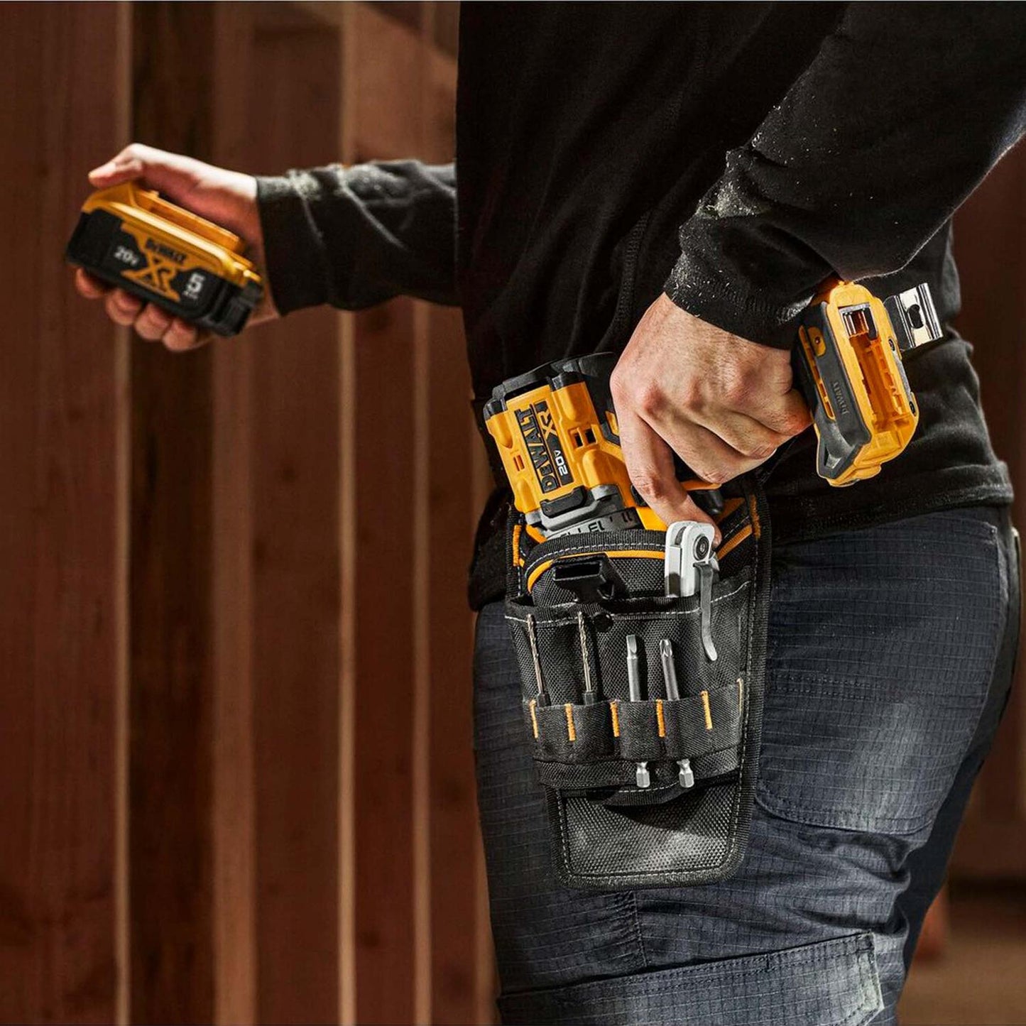 Funda Porta Taladro Profesional - DeWALT - Herram.cl