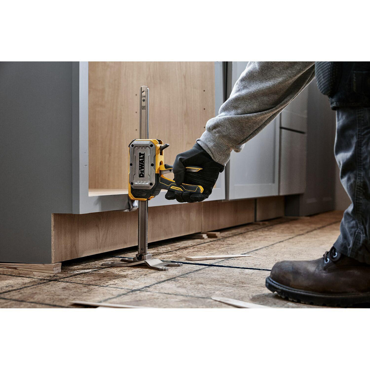 Gato Construcción DeWalt DWHT83550 ToughSeries 154kg 222mm - Herram.cl