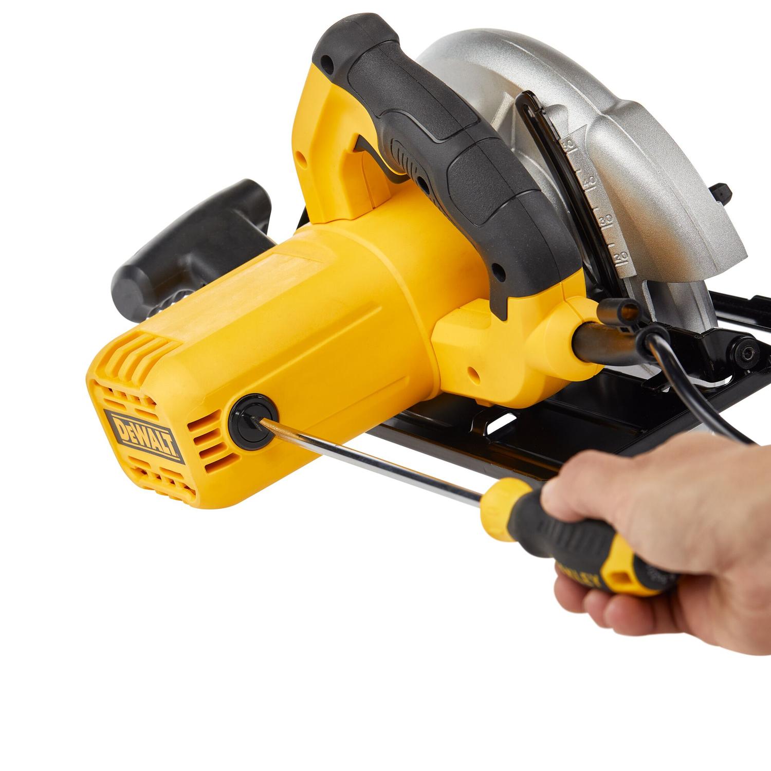 Sierra Circular 7 - 1/4'' 1.500 W DWE5615 - B2 - DeWalt - Herram.cl