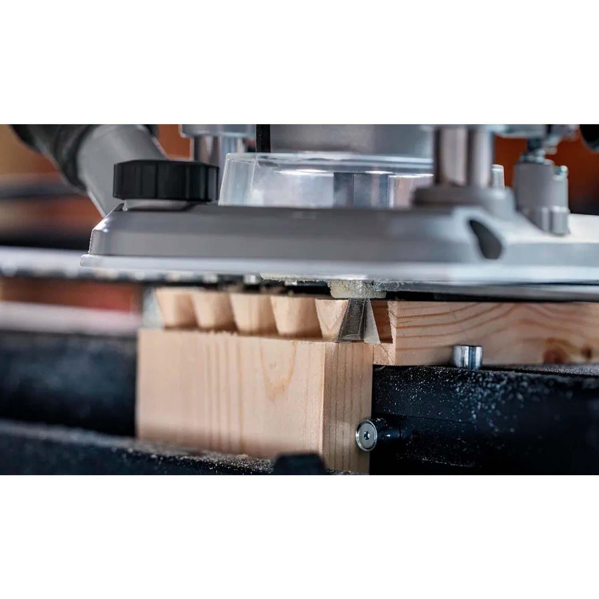 Fresa Cola De Milano PRO 15° Vástago 1/4'' Madera - Bosch - Herram.cl