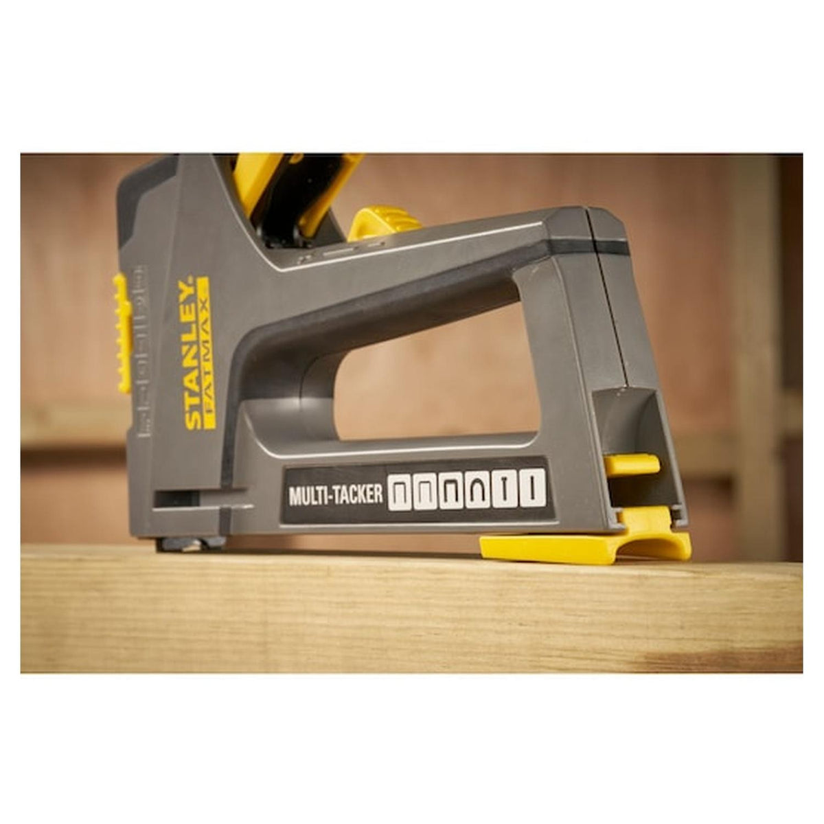 Engrapadora Clavadora Stanley FATMAX 6 en 1 Multiuso - Herram.cl