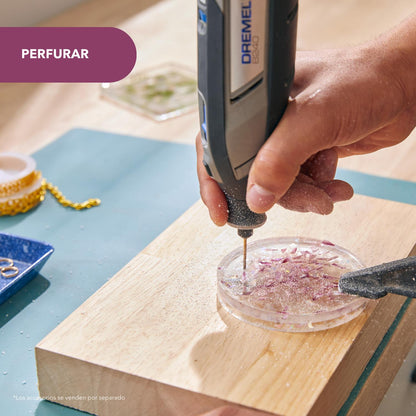 Minitorno inalámbrico DREMEL 8240 + 2 Baterías 12V 2 Ah - Herram.cl