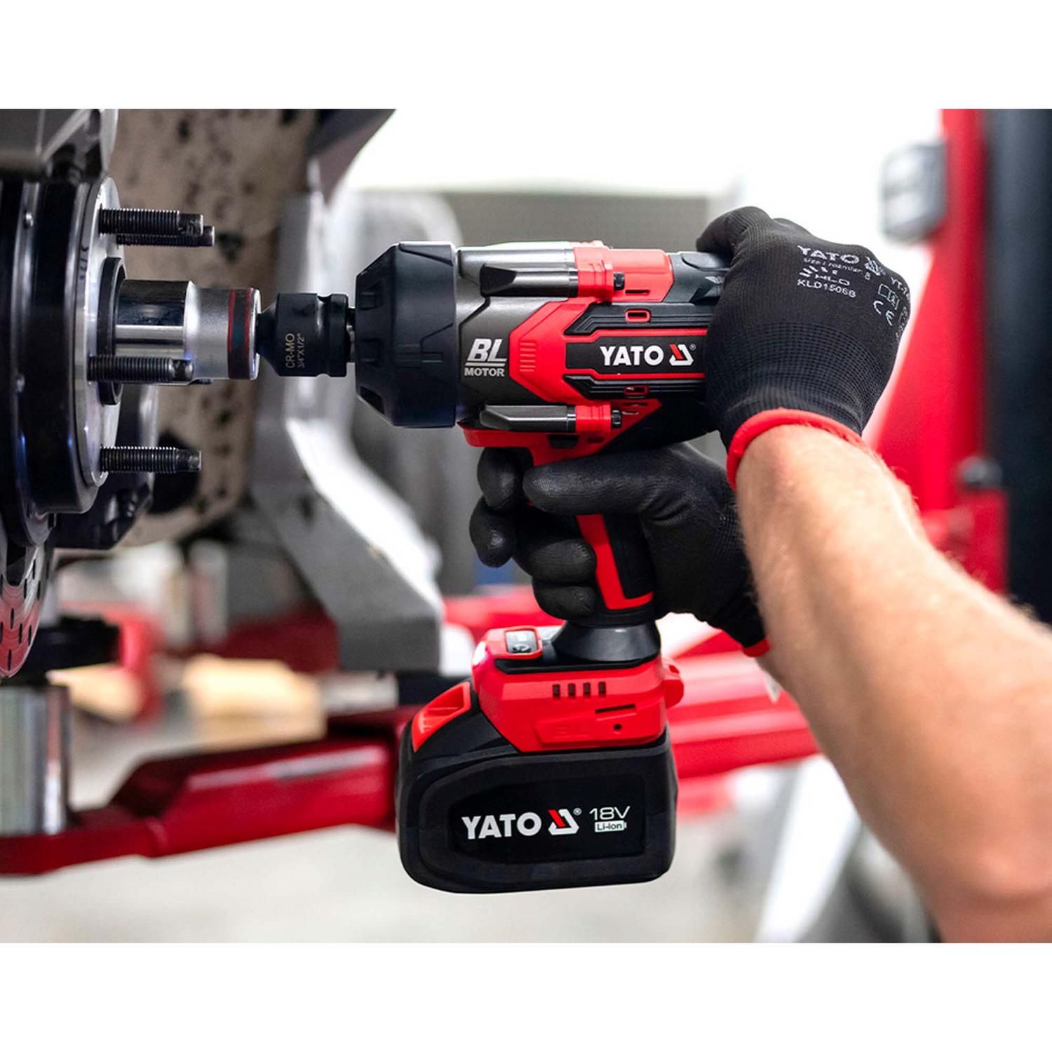 Llave De Impacto Inalámbrica 18V / 3/4'' / 2400 Nm - Yato - Herram.cl