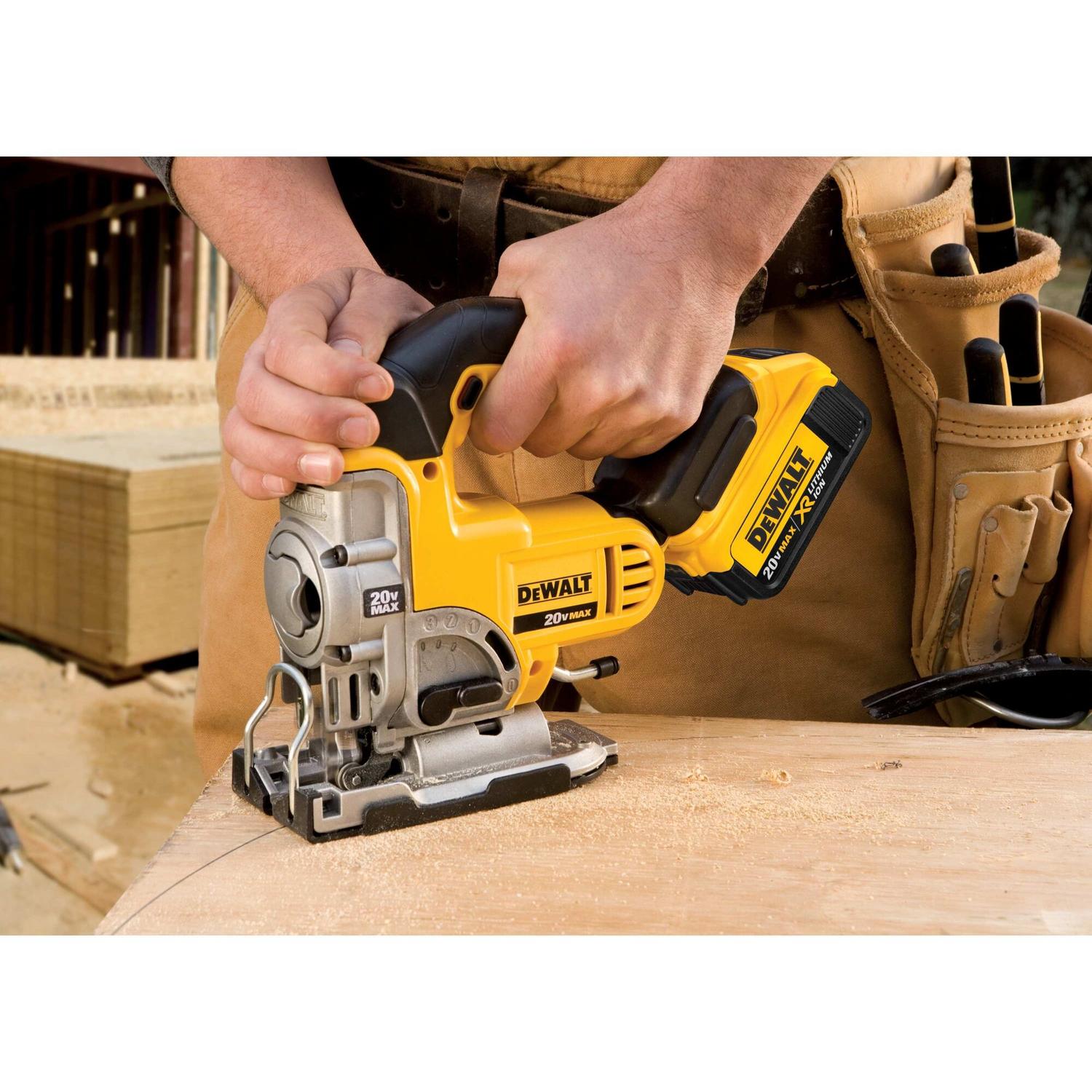 Sierra Caladora Inalambrica 20V Max. Sin Baterias - DeWalt - Herram.cl