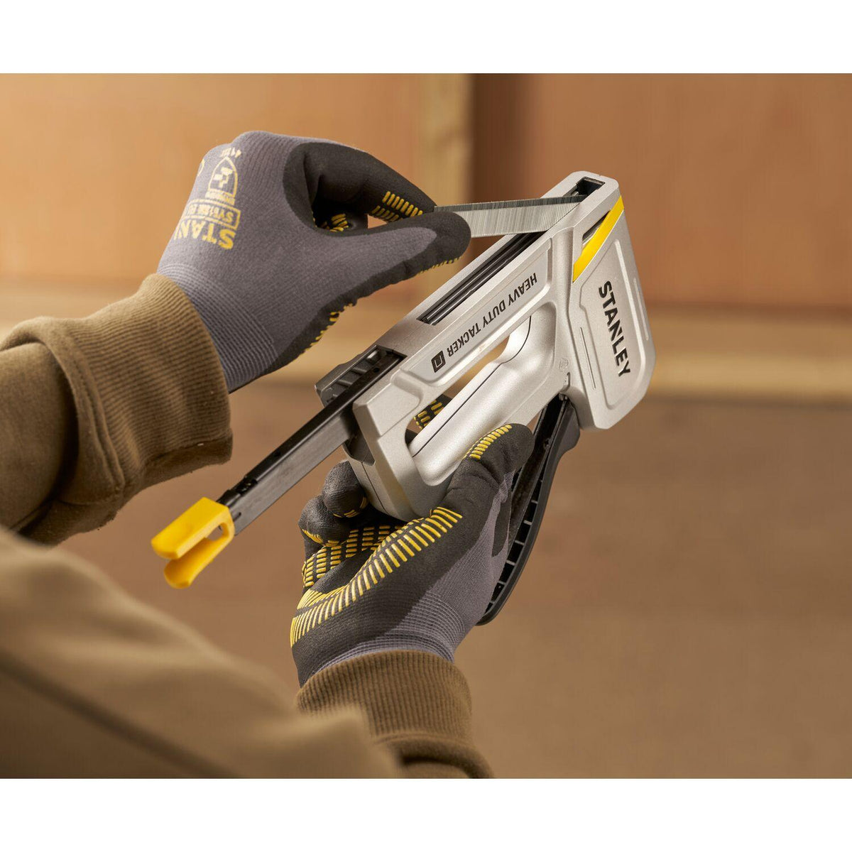 Engrapadora Stanley Aluminio Heavy Duty Alta Potencia - Herram.cl