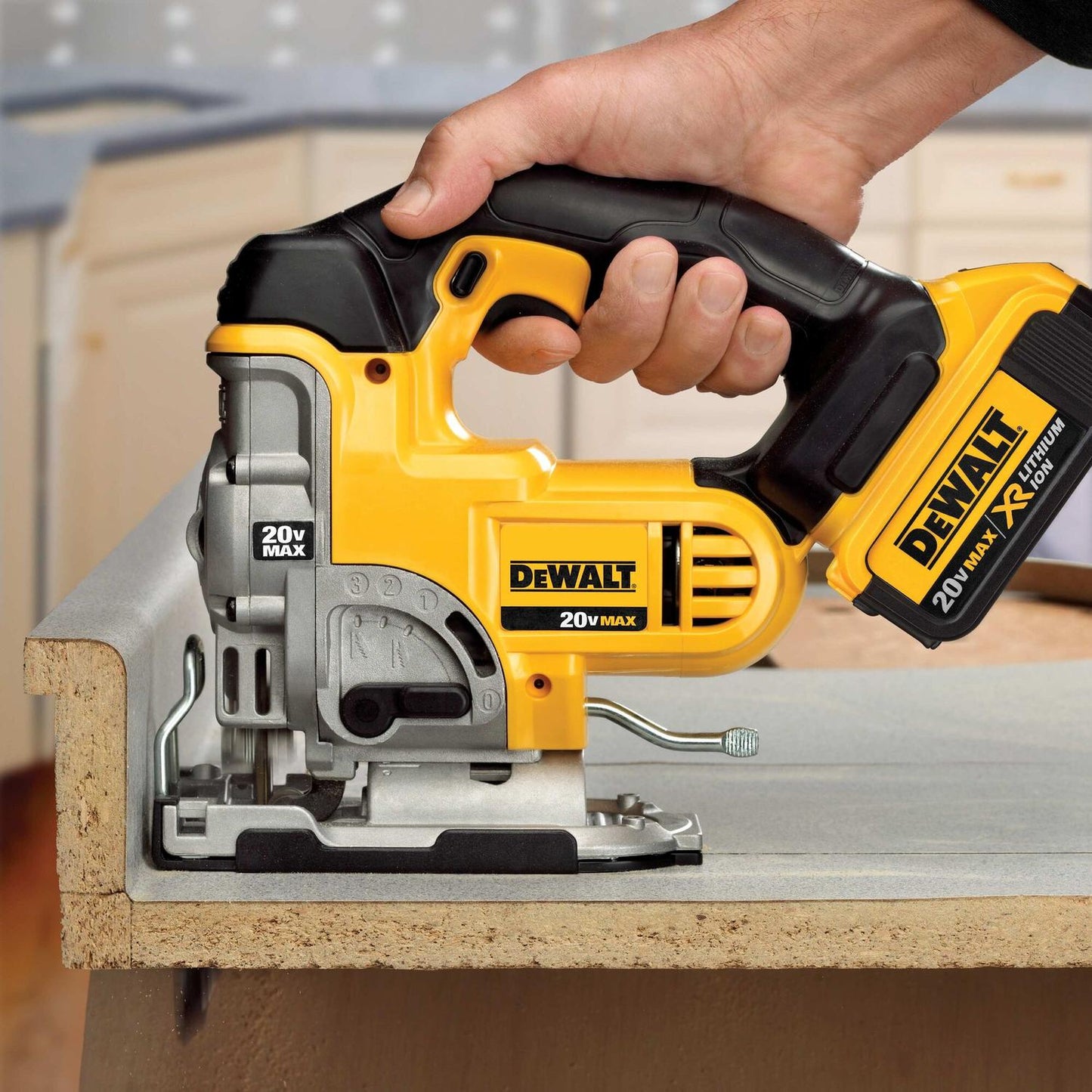 Sierra Caladora Inalambrica 20V Max. Sin Baterias - DeWalt - Herram.cl