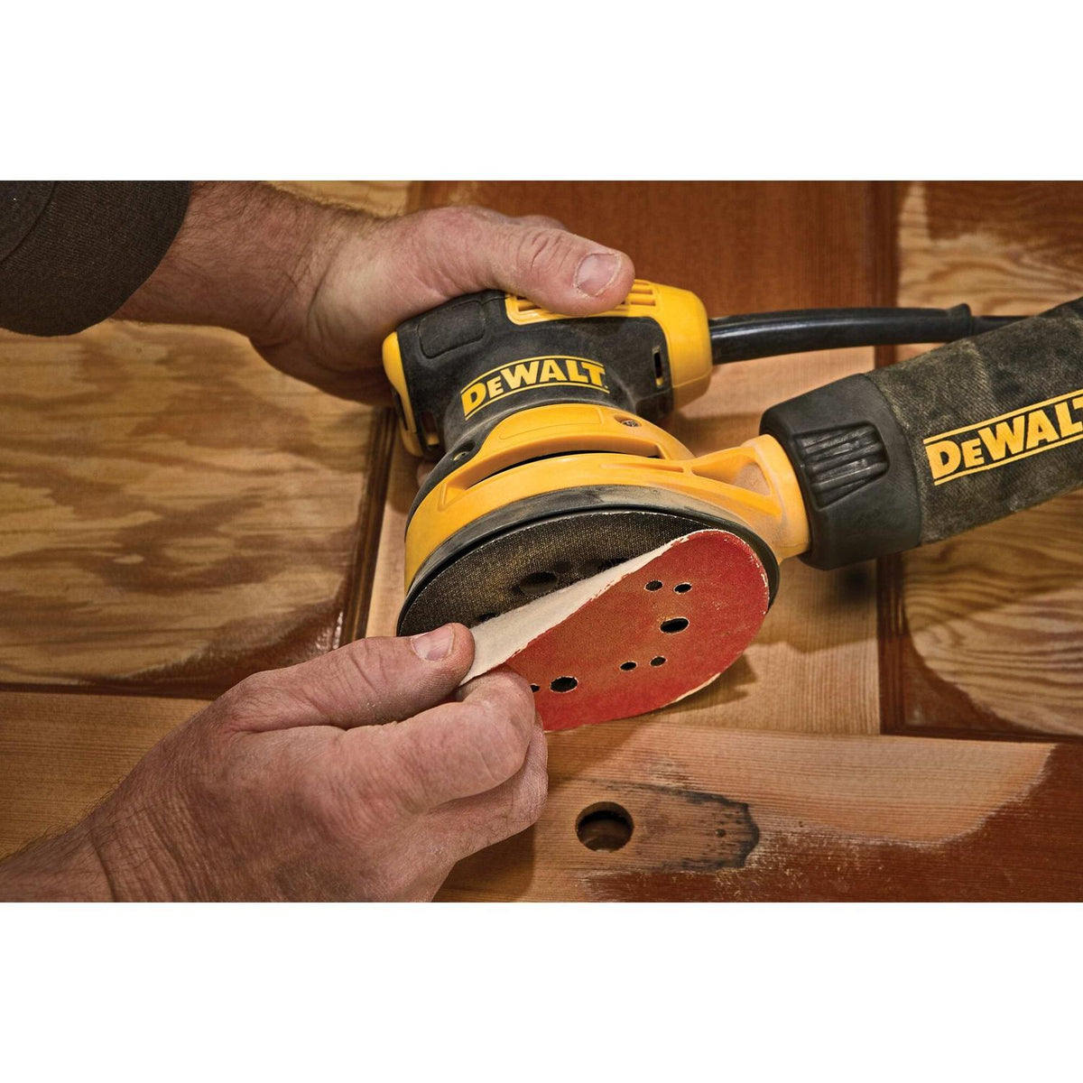 Lijadora Rotorbital 5'' (125mm) 280 W DWE6421 - B2 - DeWalt - Herram.cl