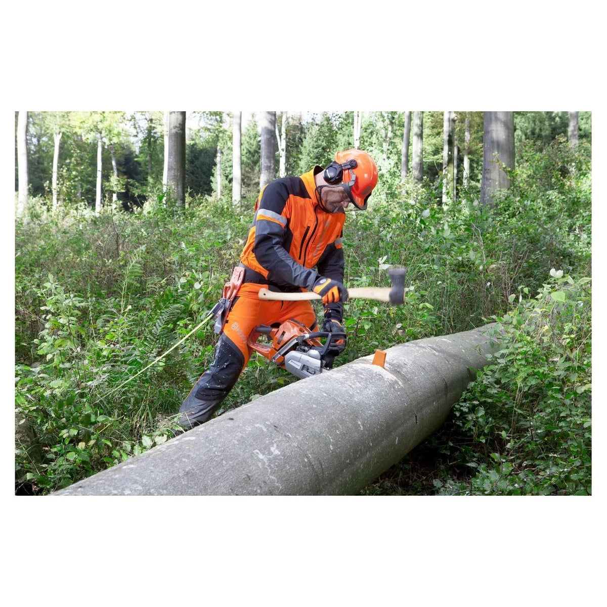 Cuña de tala forestal plástica 200x70x36mm - Husqvarna - Herram.cl