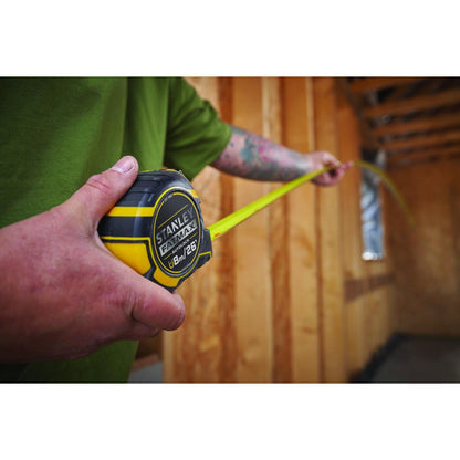 Huincha Stanley FatMax XTHT0-33504 8m Auto-Lock 32mm - Herram.cl