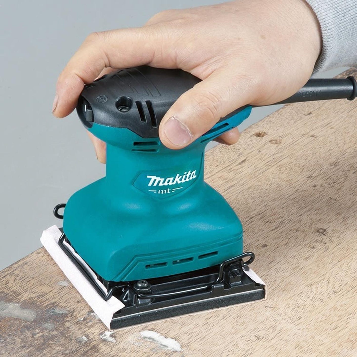 Lijadora Orbital 1/4 Makita M9200b 180W 220v Profesional - Herram.cl