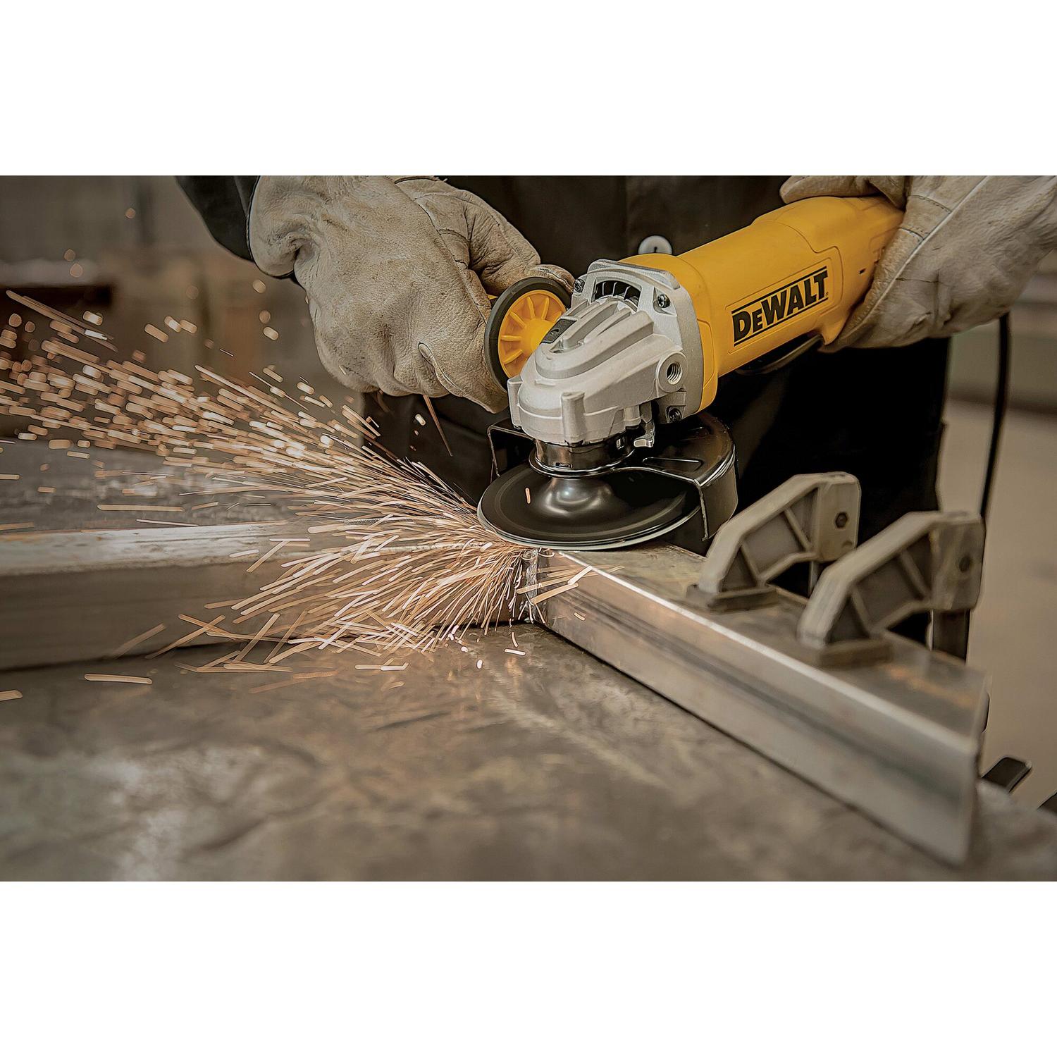 Respaldo Para Disco De Fibra 4 - 1/2'' (Semi - Rigido) - DeWALT - Herram.cl