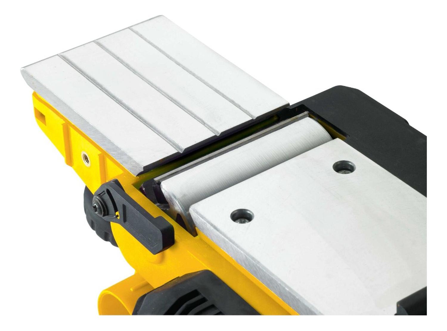 Cepillo Eléctrico 82mm 750 W - Stanley - Herram.cl